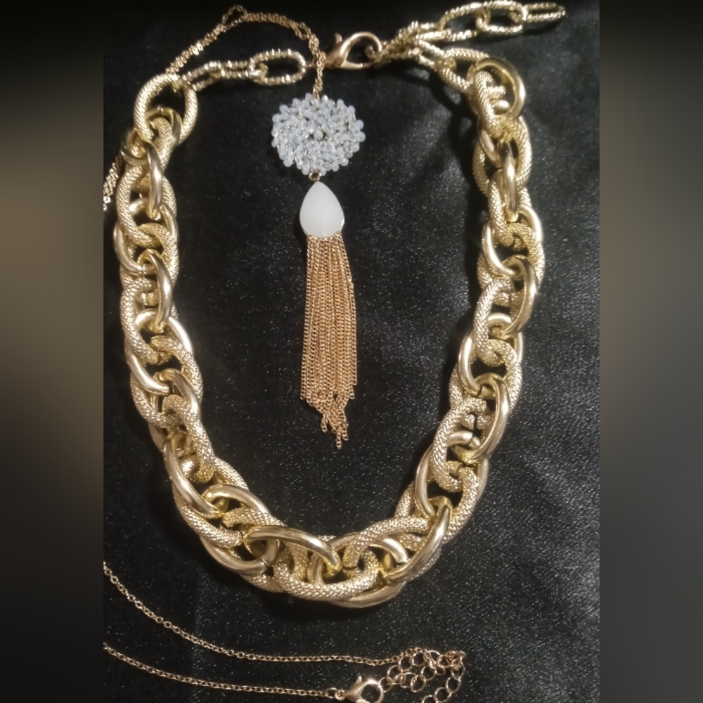 Two gold tone necklaces chunky chain collar necklace & beaded long tassel .